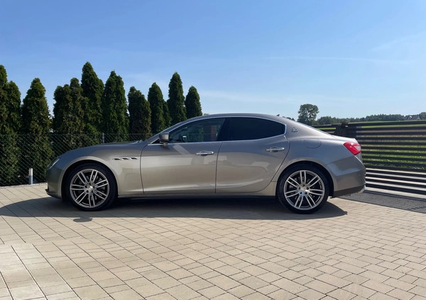 Maserati Ghibli cena 133900 przebieg: 72000, rok produkcji 2016 z Rzeszów małe 254